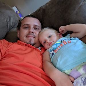 Meet your Posher, Dustin